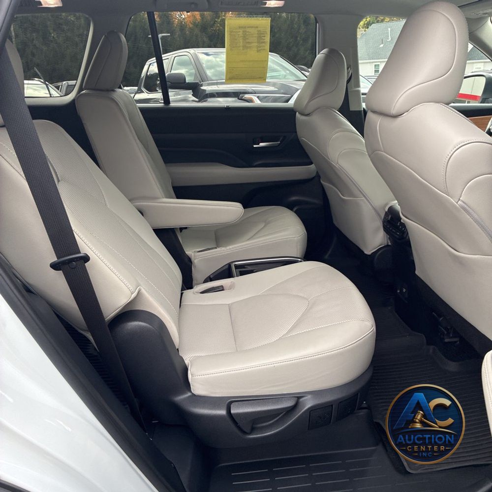 2024 Toyota Grand Highlander Platinum