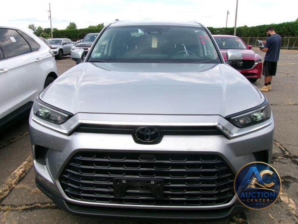 2024 Toyota Grand Highlander XLE