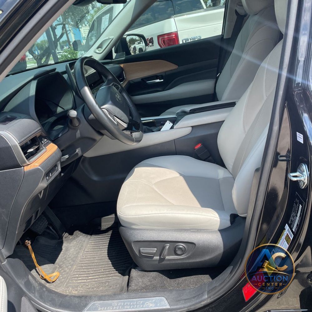 2024 Toyota Grand Highlander Limited