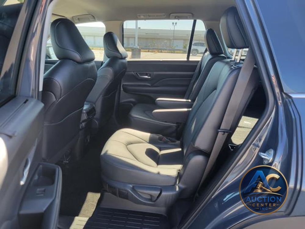 2024 Toyota Grand Highlander XLE