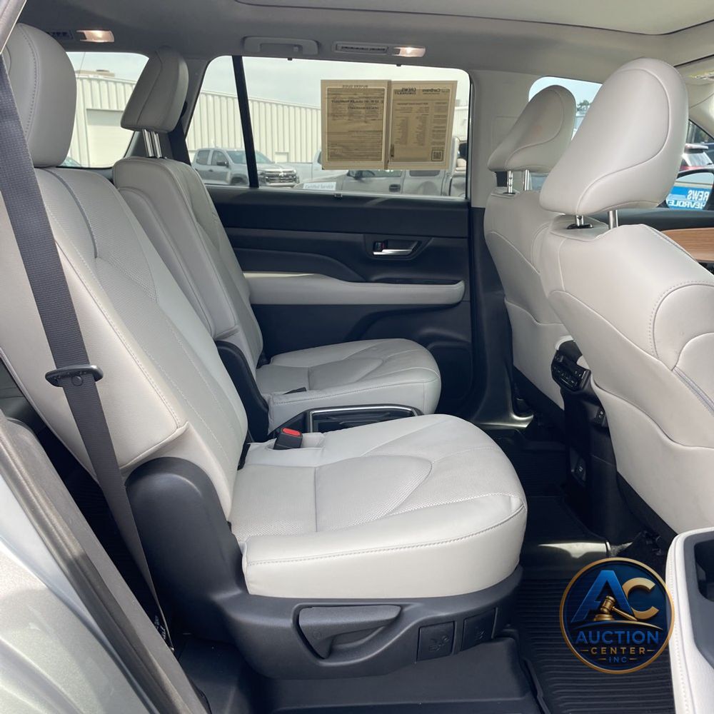 2024 Toyota Grand Highlander Platinum