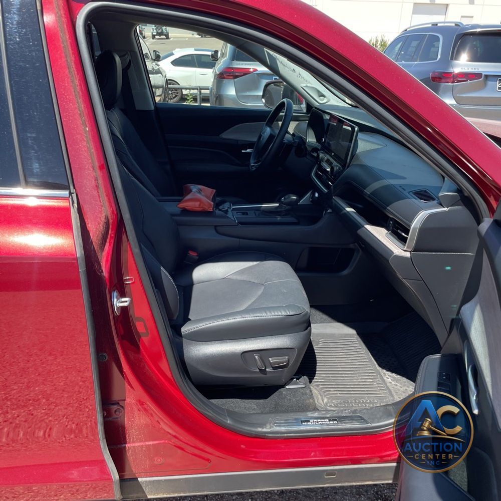 2024 Toyota Grand Highlander Platinum