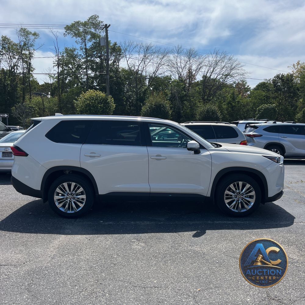 2024 Toyota Grand Highlander Platinum