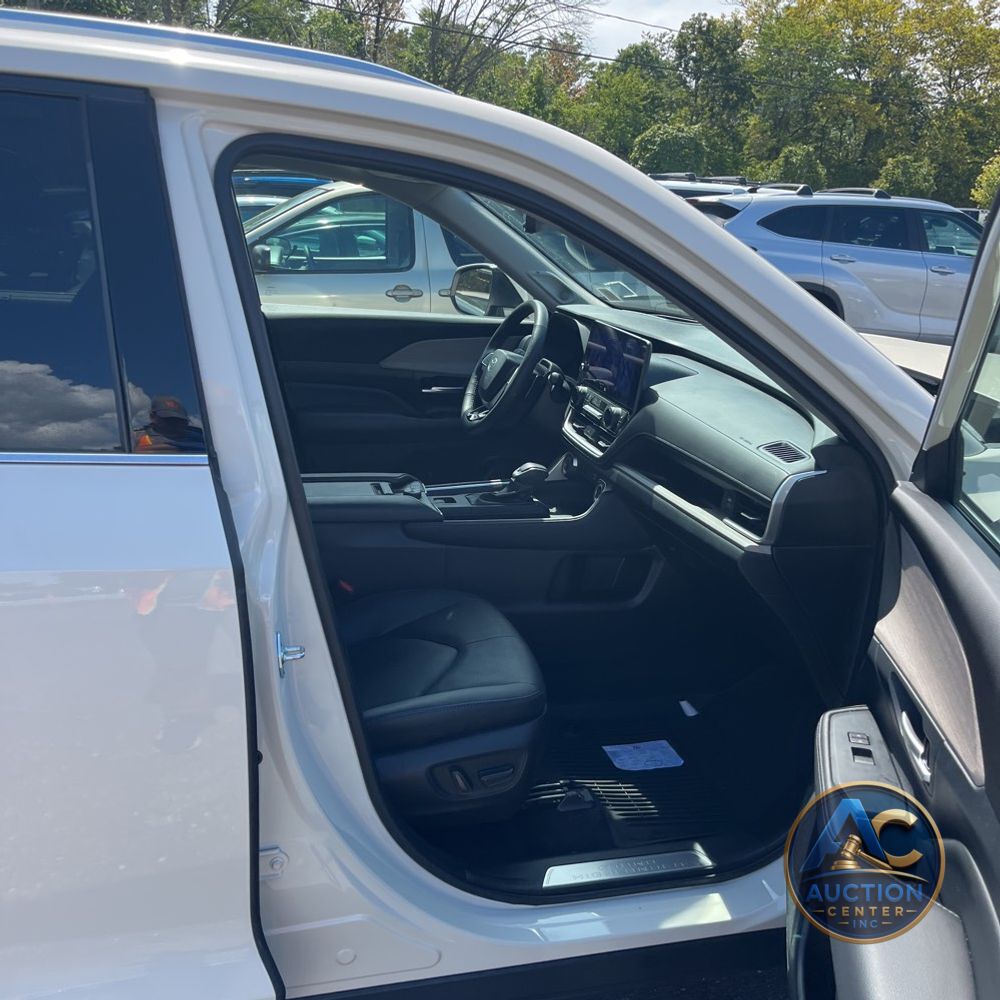 2024 Toyota Grand Highlander Platinum