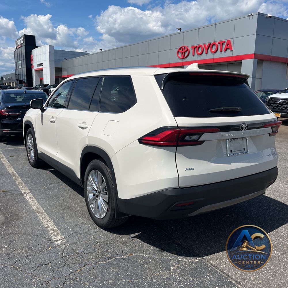 2024 Toyota Grand Highlander Platinum