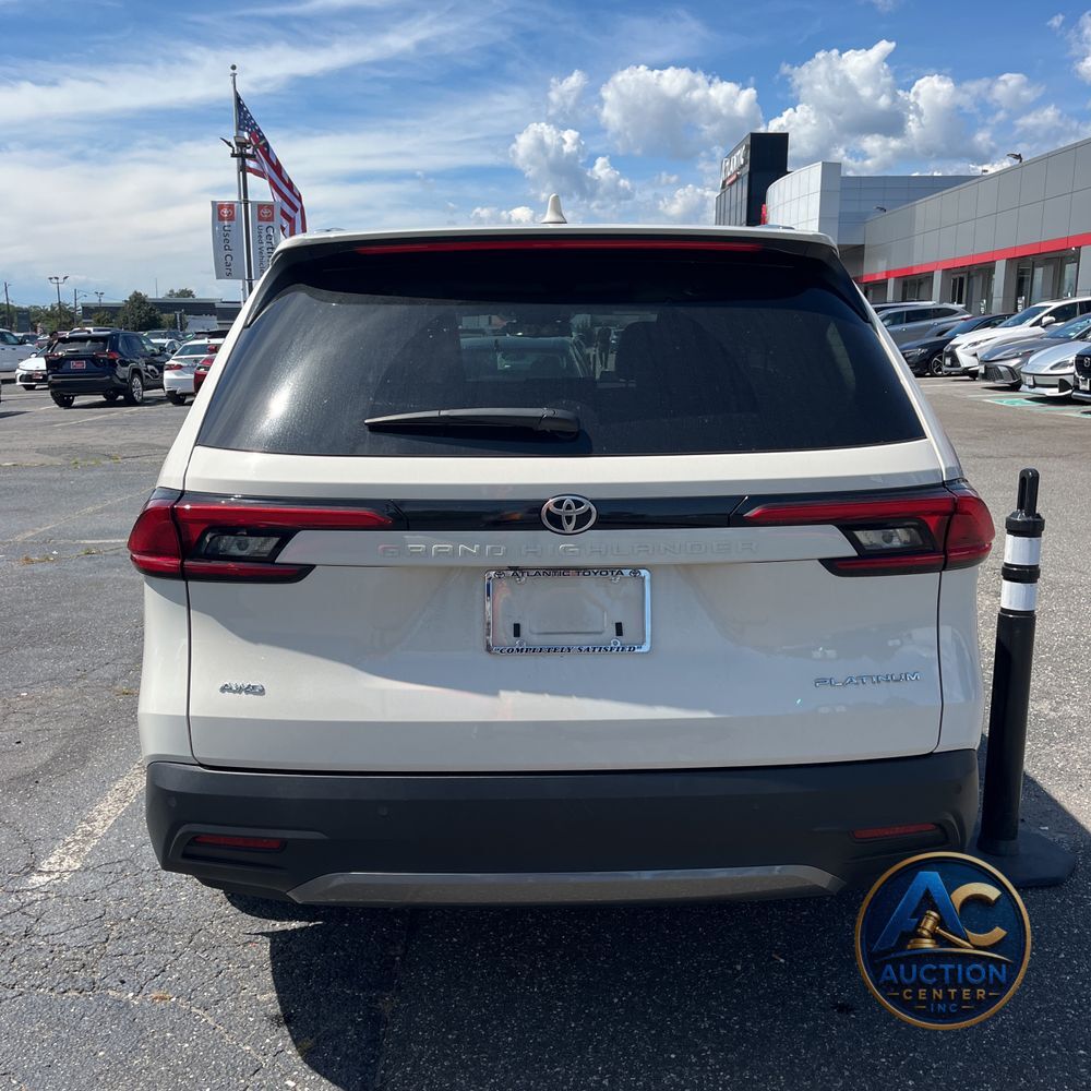 2024 Toyota Grand Highlander Platinum