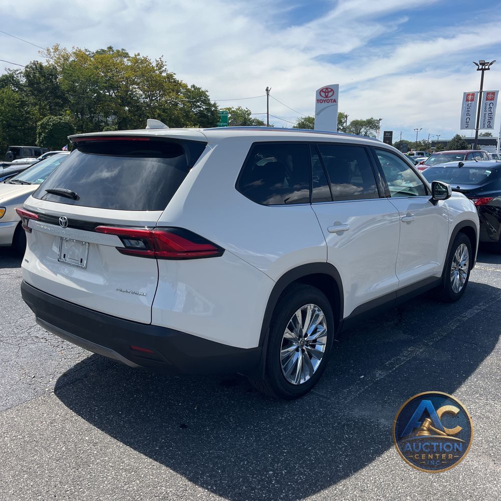 2024 Toyota Grand Highlander Platinum