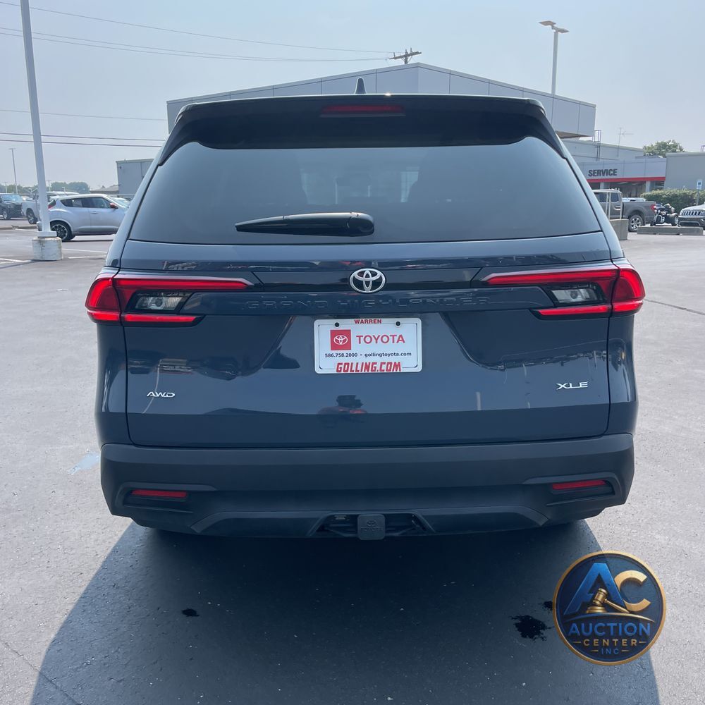 2025 Toyota Grand Highlander XLE