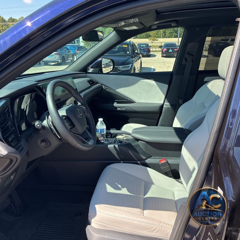 2025 Lexus TX 350 Premium