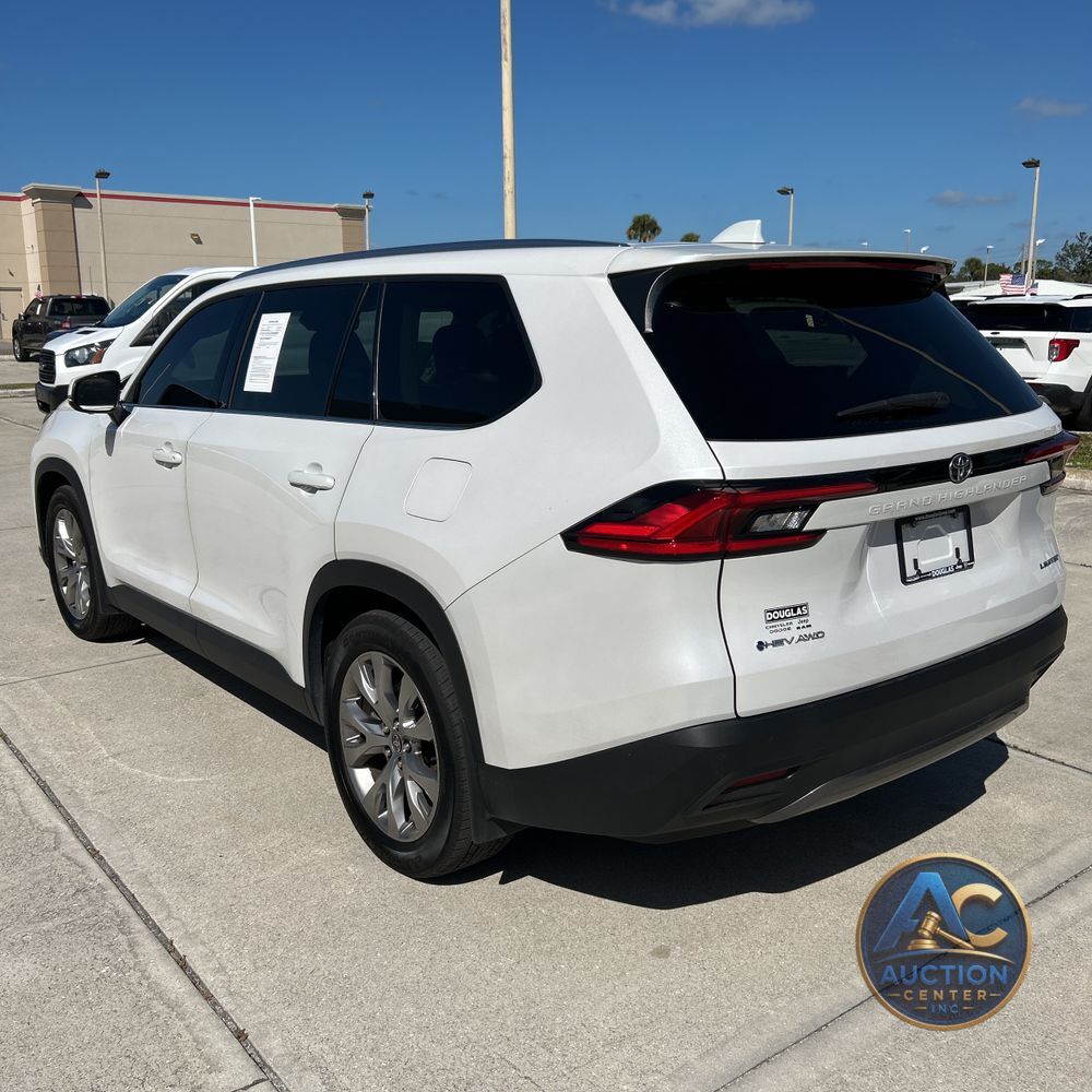 2024 Toyota Grand Highlander Hybrid Limited