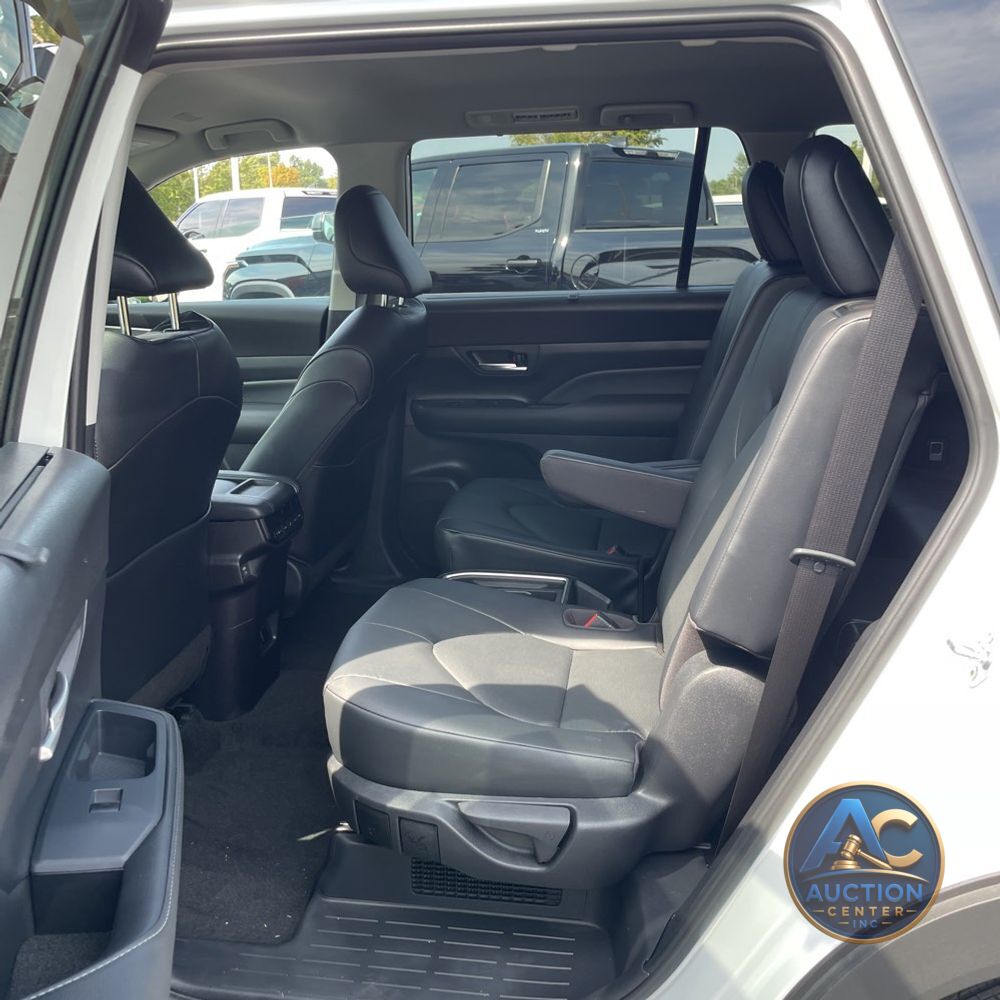 2025 Toyota Grand Highlander Hybrid XLE