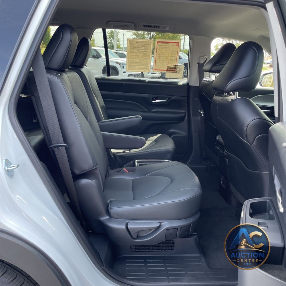 2025 Toyota Grand Highlander Hybrid XLE