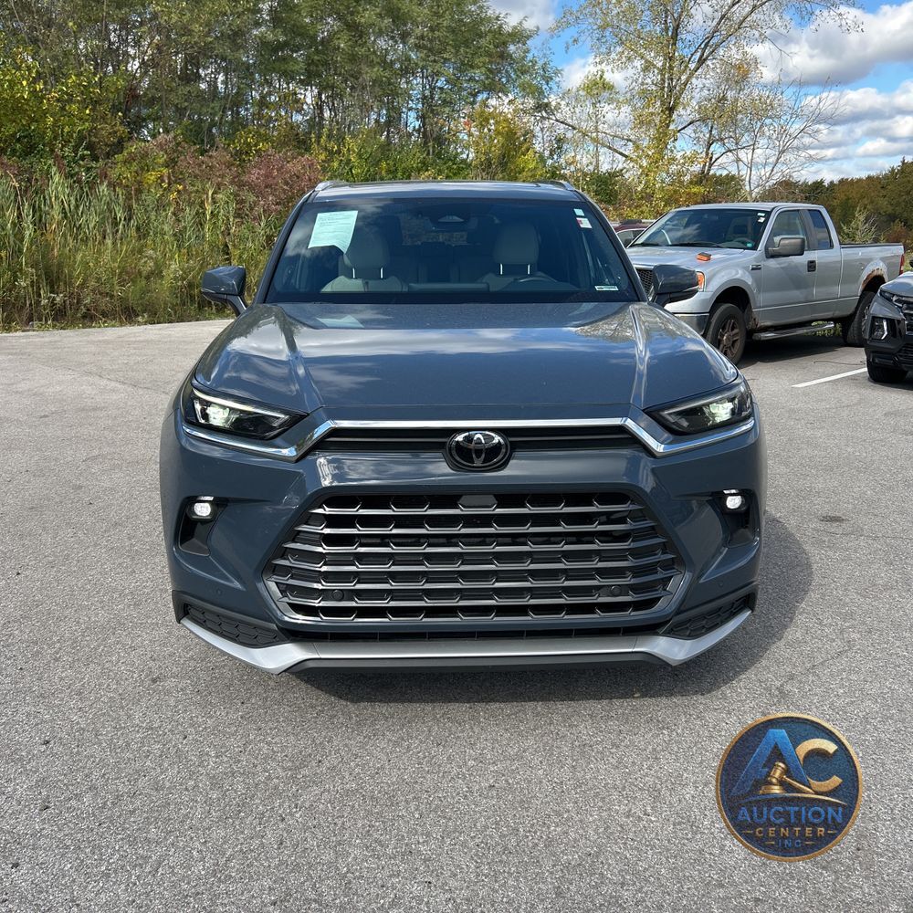 2024 Toyota Grand Highlander Hybrid MAX Limited