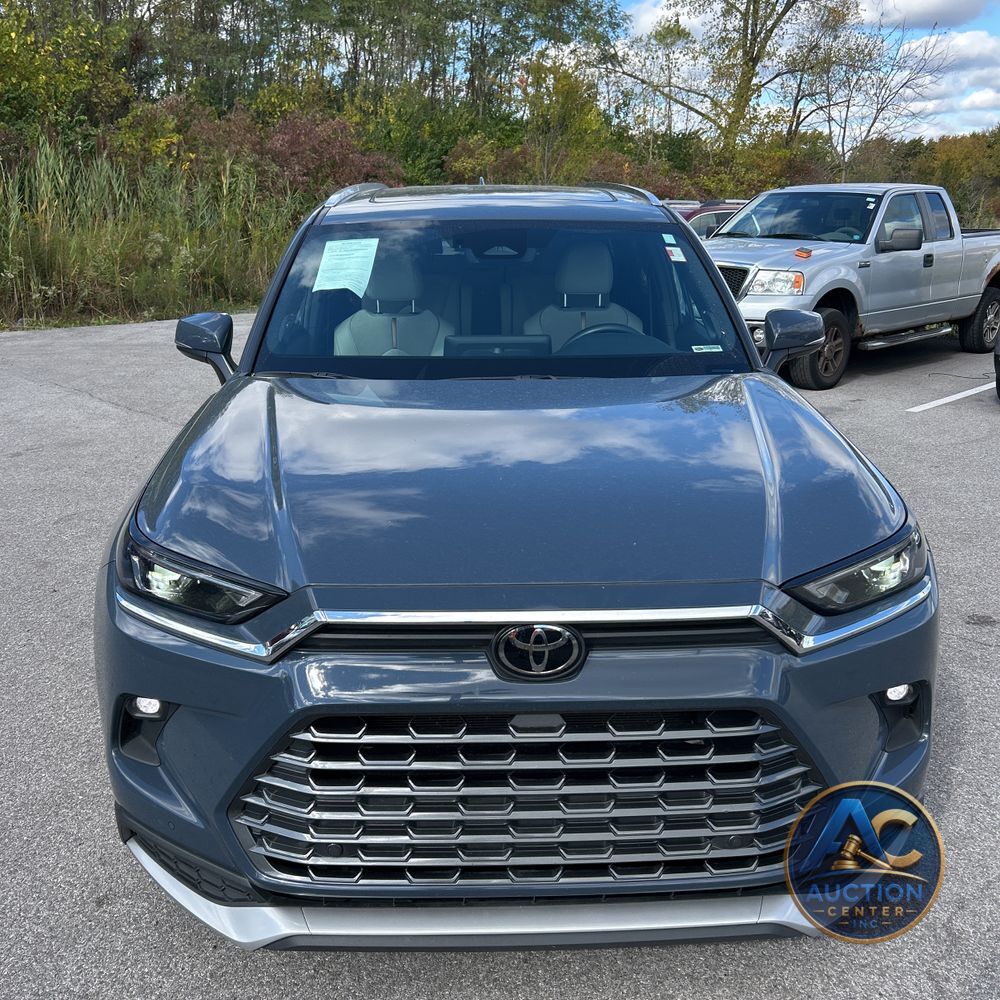 2024 Toyota Grand Highlander Hybrid MAX Limited