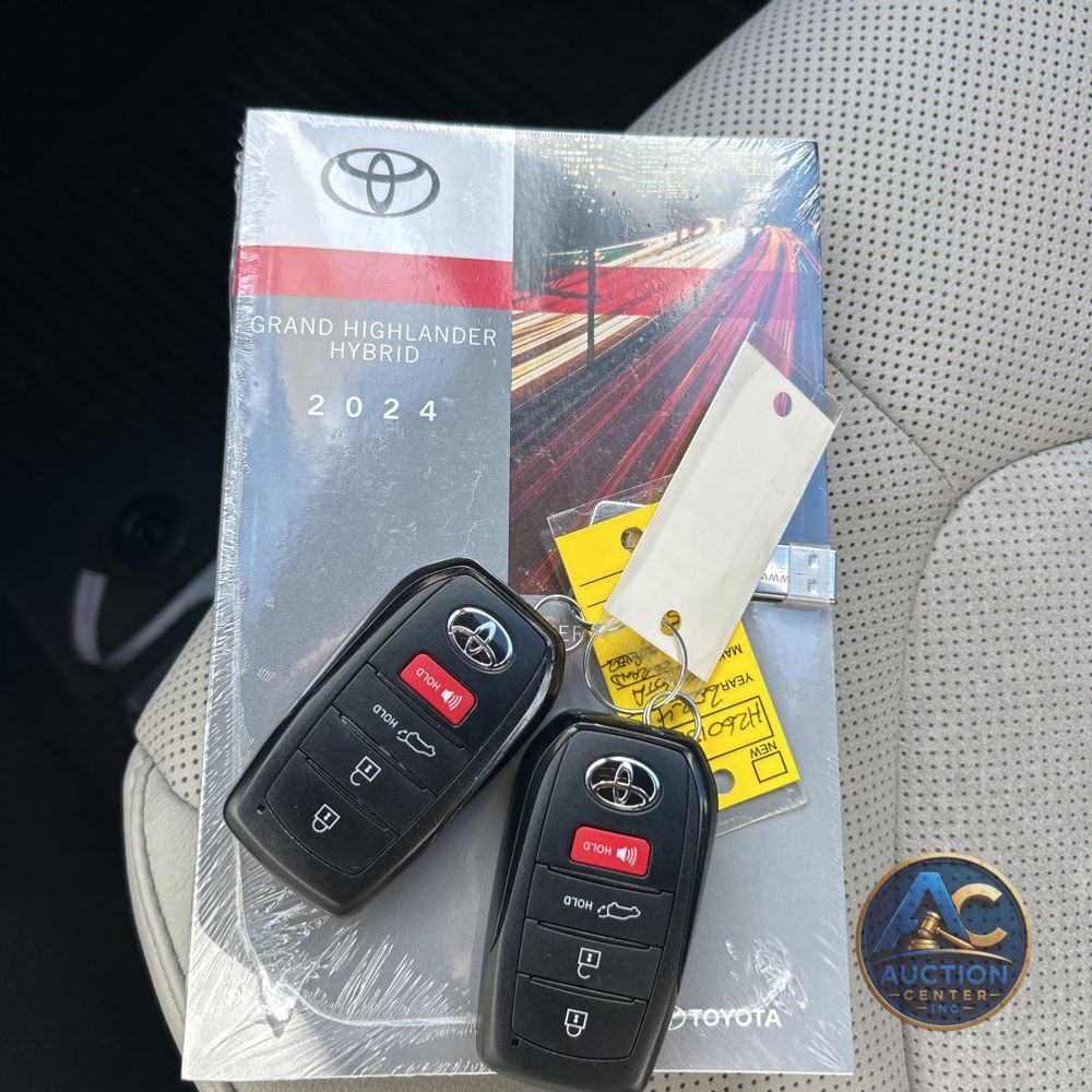 2024 Toyota Grand Highlander Hybrid MAX Limited