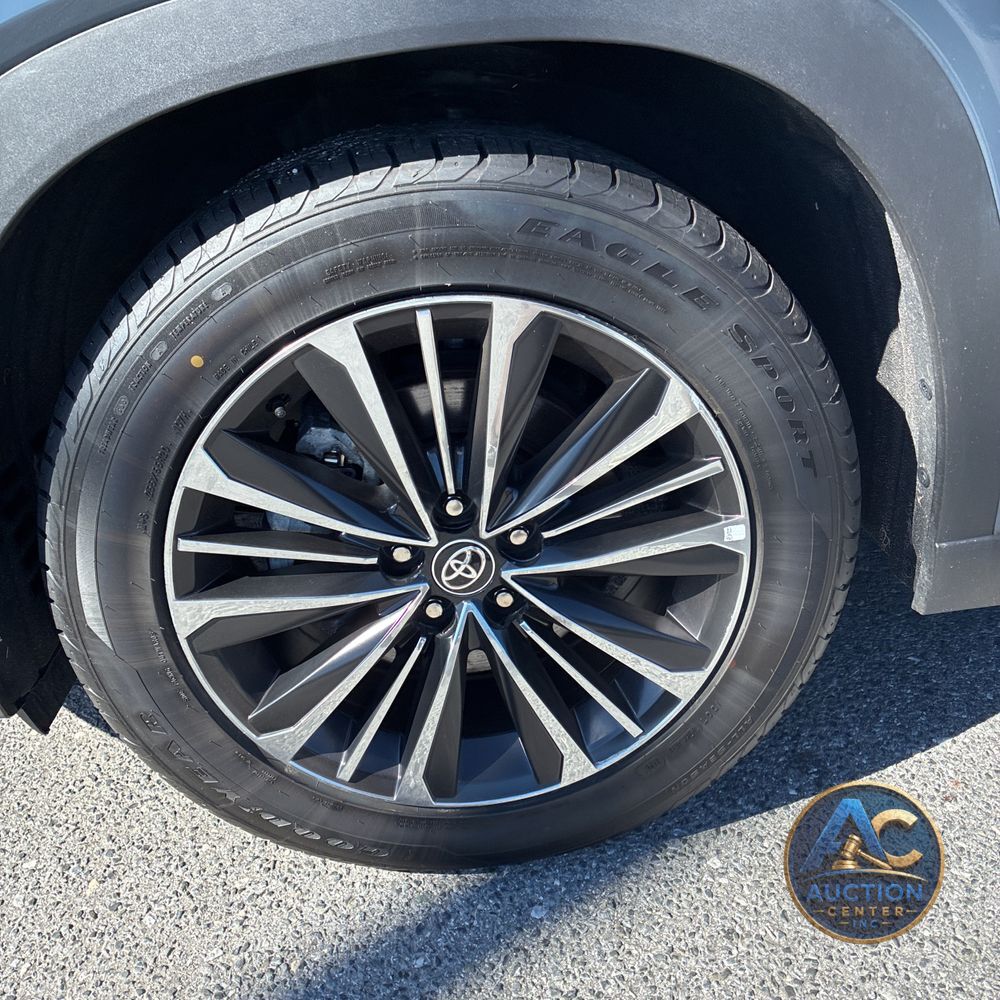 2024 Toyota Grand Highlander Hybrid MAX Platinum