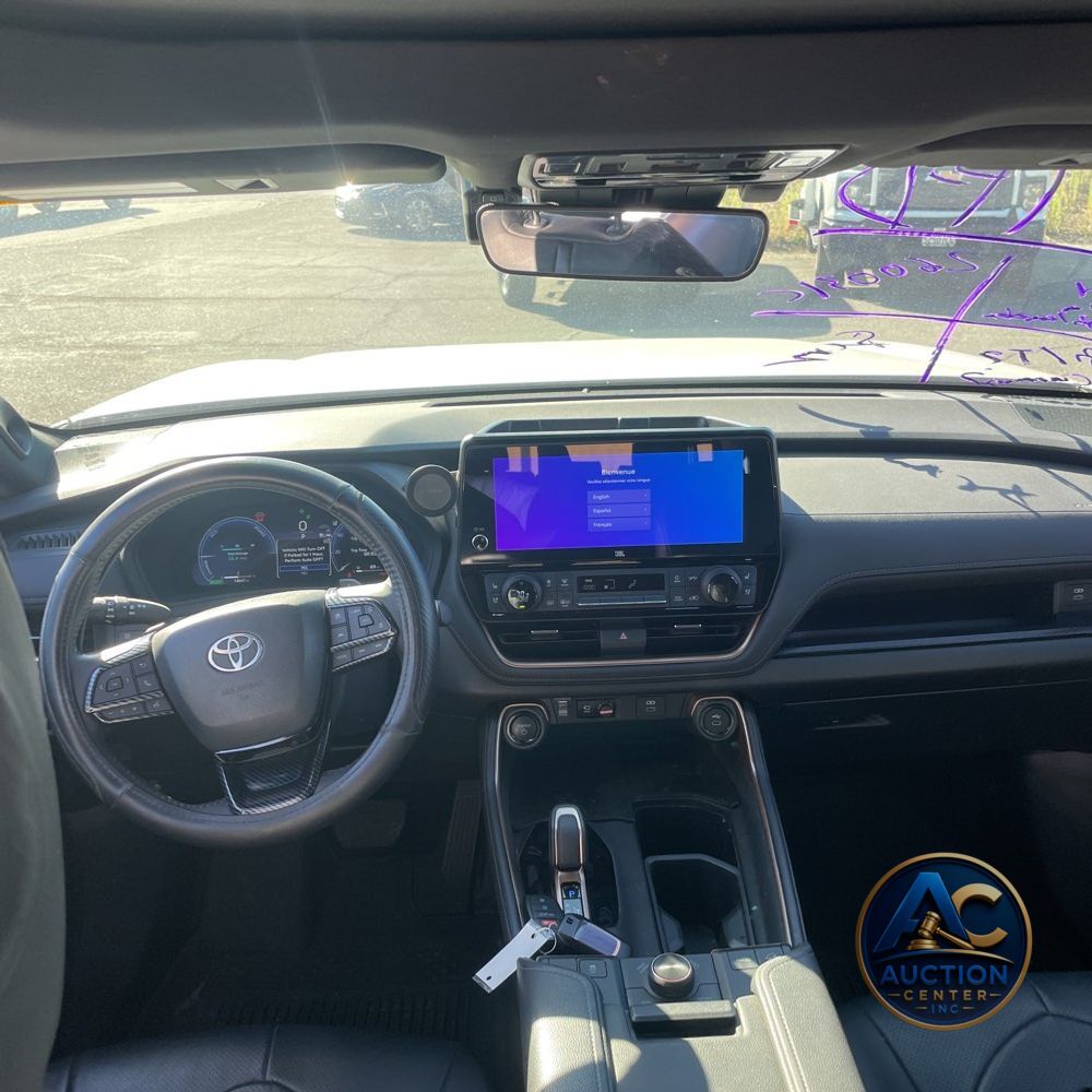 2024 Toyota Grand Highlander Hybrid MAX Limited