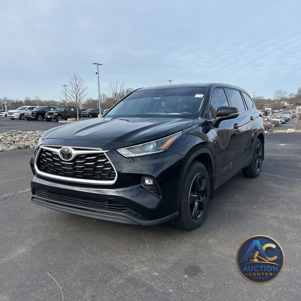 2021 Toyota Highlander LE