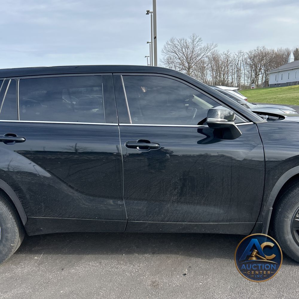 2021 Toyota Highlander LE