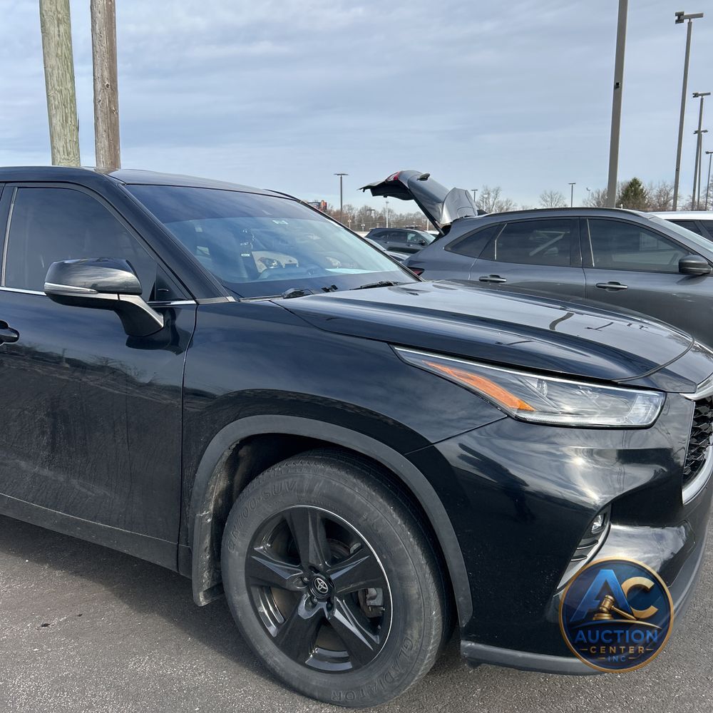 2021 Toyota Highlander LE