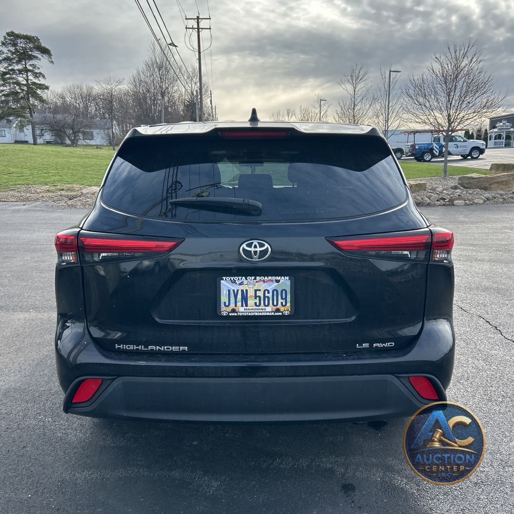 2021 Toyota Highlander LE