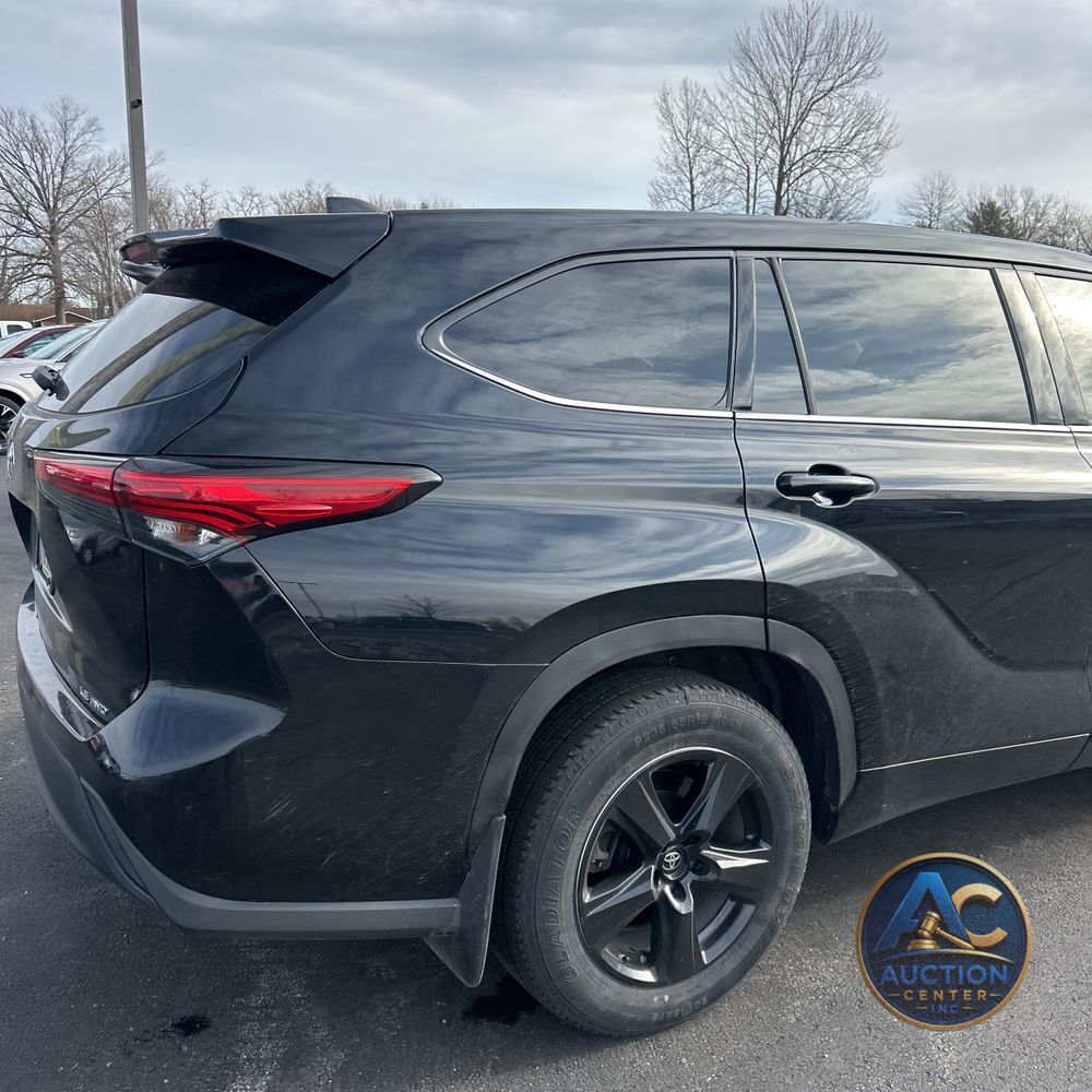 2021 Toyota Highlander LE