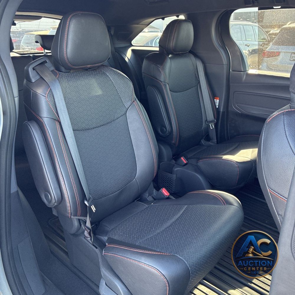 2024 Toyota Sienna XSE 7-Passenger