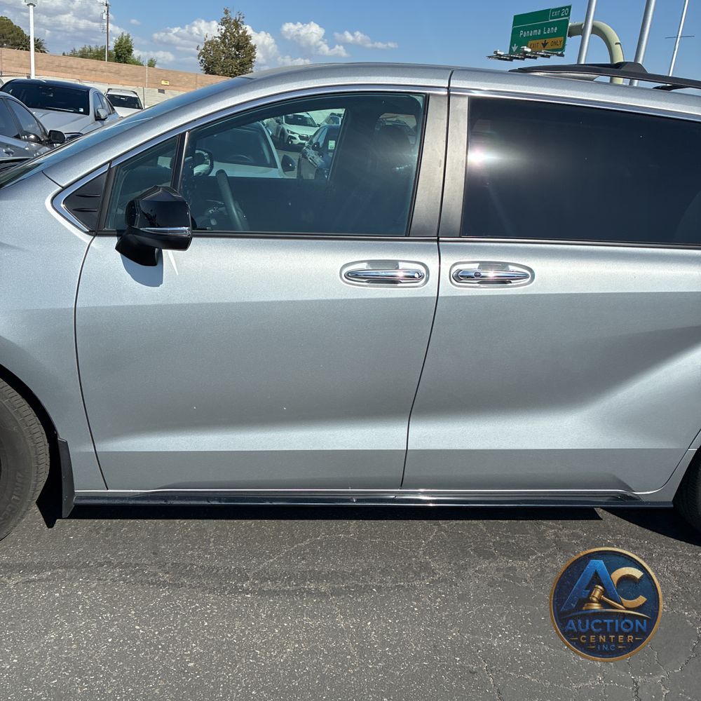2024 Toyota Sienna XSE 7-Passenger