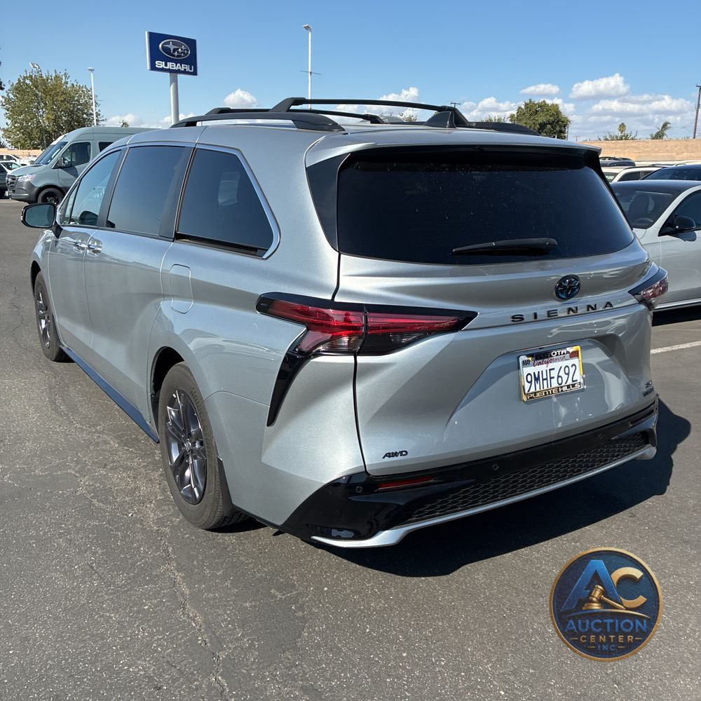 2024 Toyota Sienna XSE 7-Passenger