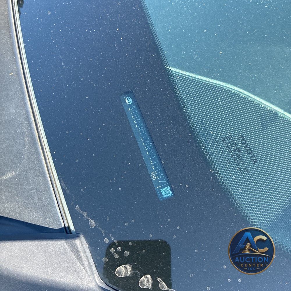 2024 Toyota Sienna XSE 7-Passenger