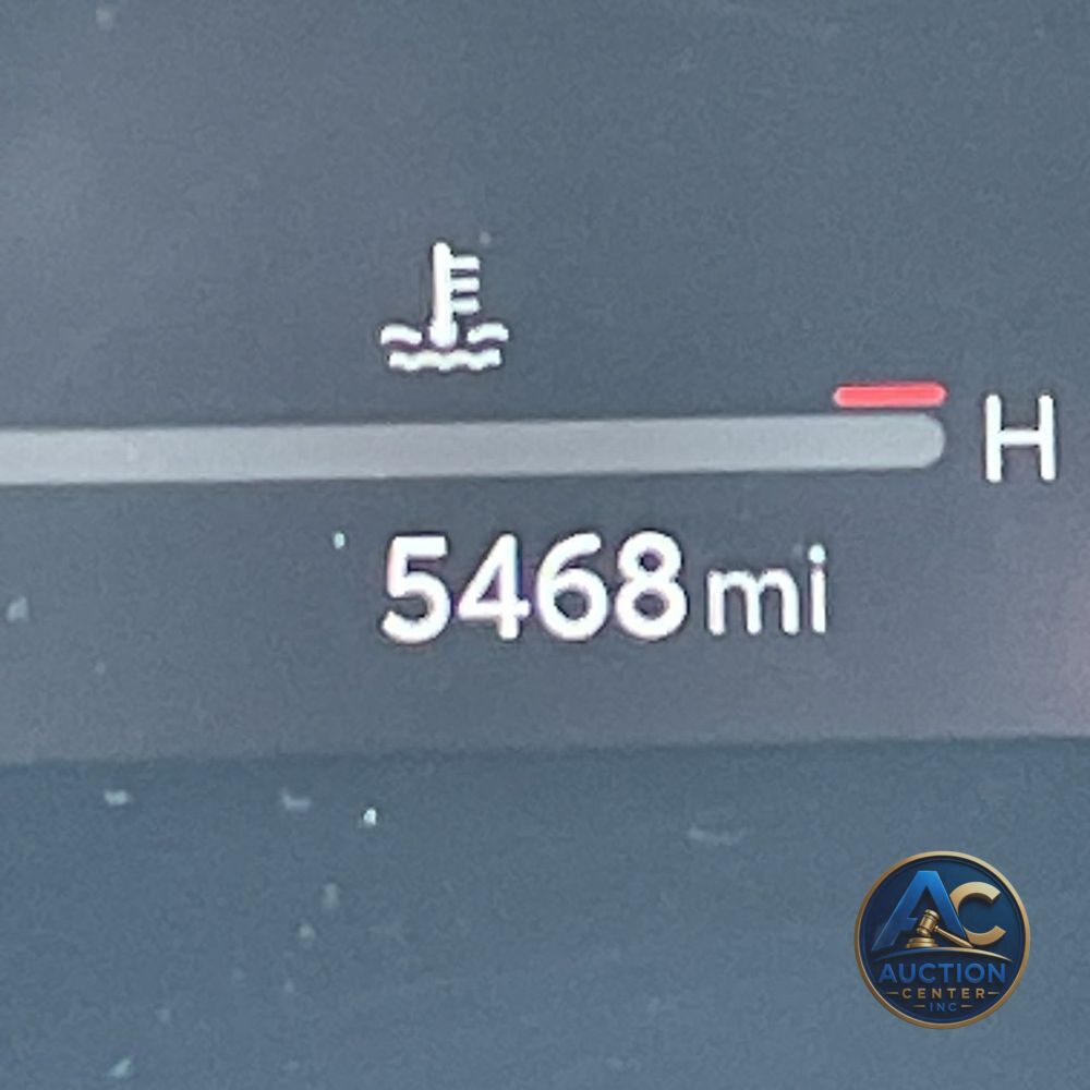2024 Toyota Highlander Hybrid Platinum