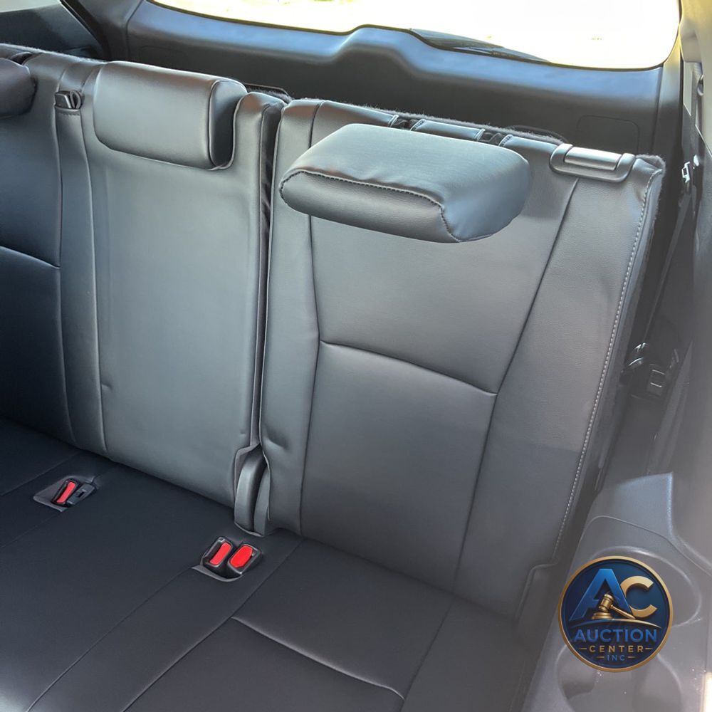 2023 Toyota Highlander Hybrid Platinum