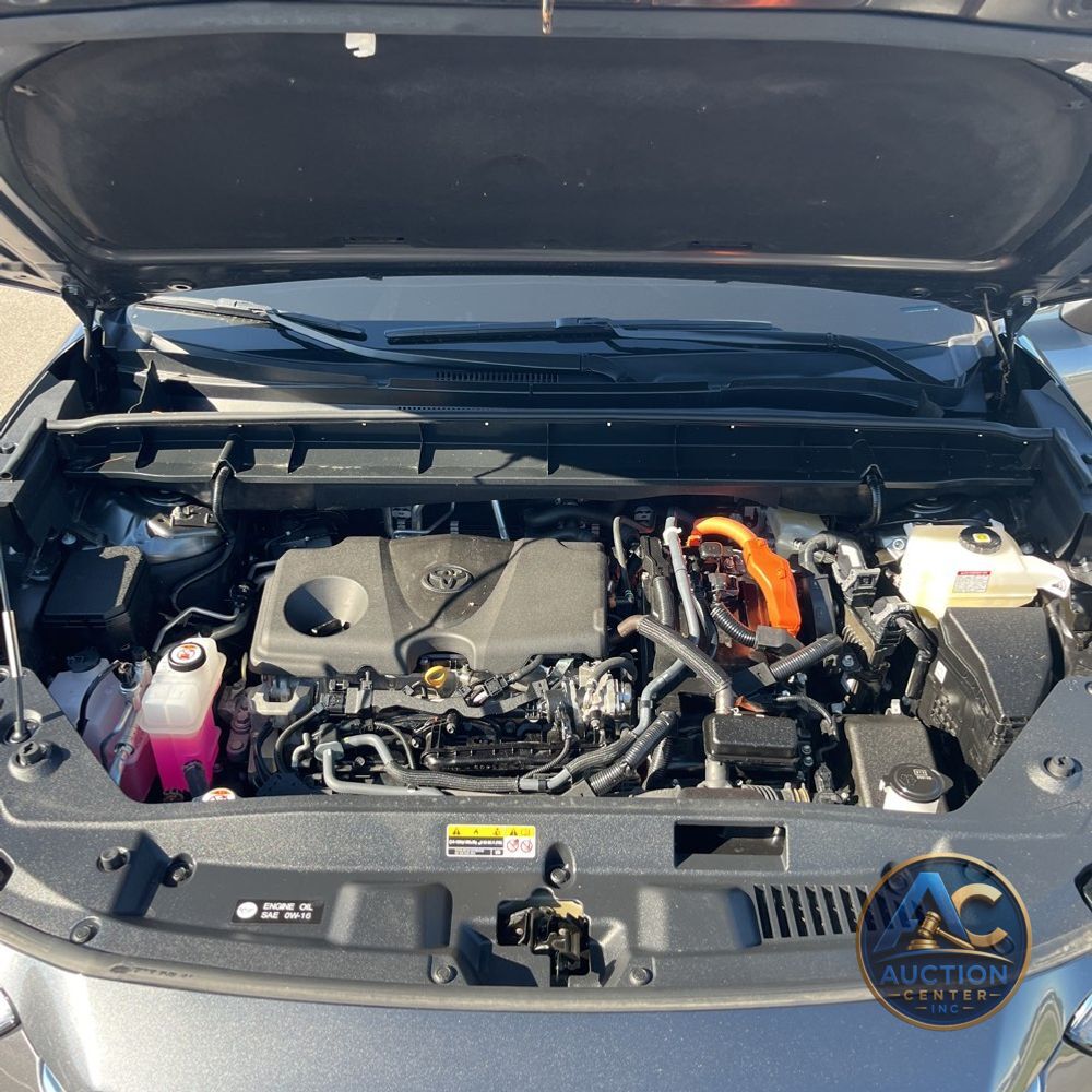 2023 Toyota Highlander Hybrid Platinum
