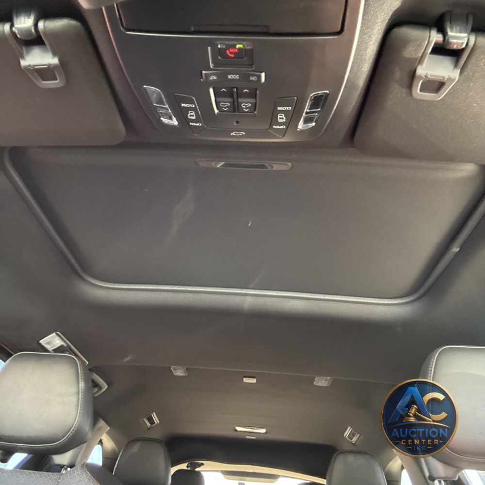 2025 Toyota Sienna Platinum 7-Passenger