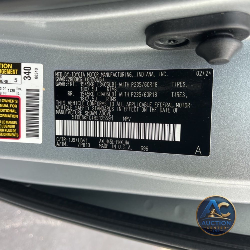 2024 Toyota Sienna Platinum 7-Passenger
