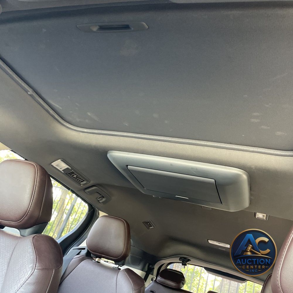 2024 Toyota Sienna Platinum 7-Passenger