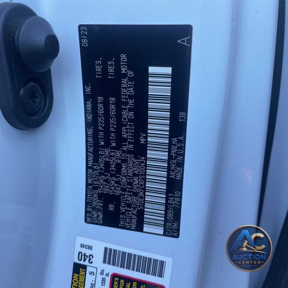 2023 Toyota Sienna Platinum 7-Passenger
