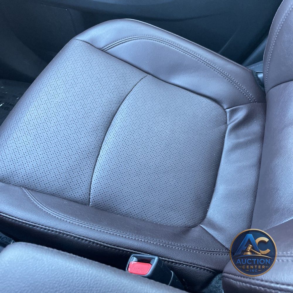 2023 Toyota Sienna Platinum 7-Passenger