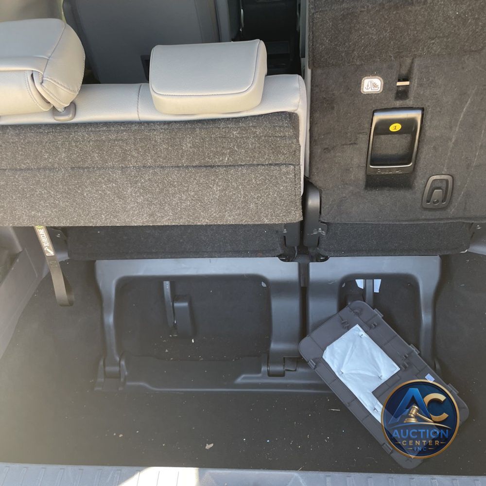 2024 Toyota Sienna XLE 7-Passenger