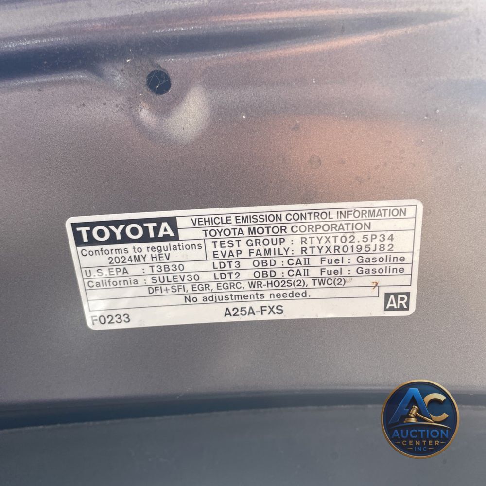 2024 Toyota Sienna XLE 7-Passenger