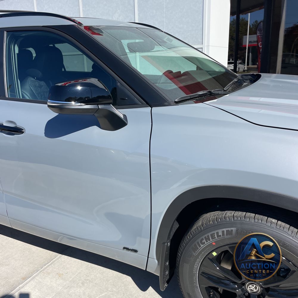 2025 Toyota Highlander Hybrid XLE Nightshade