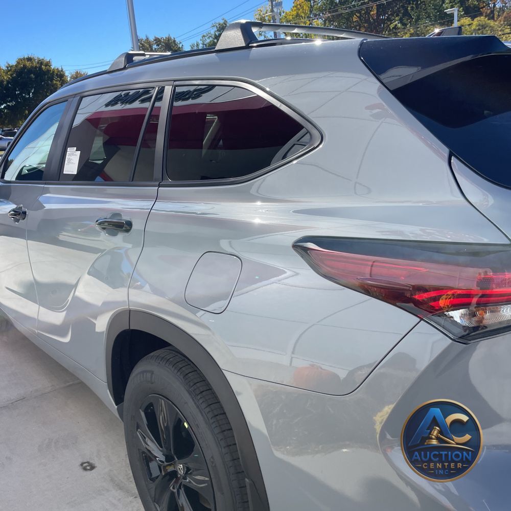 2025 Toyota Highlander Hybrid XLE Nightshade