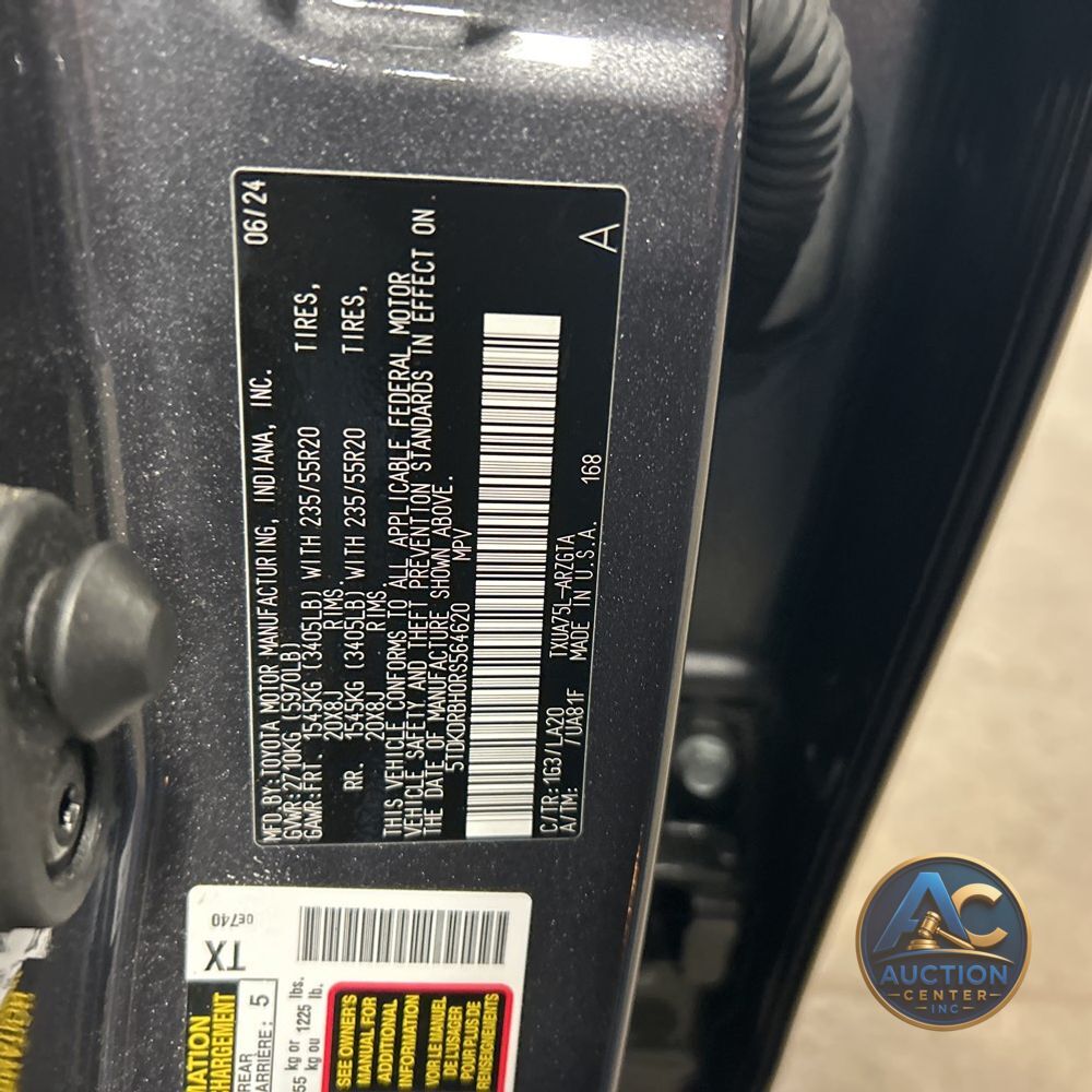2024 Toyota Highlander Platinum