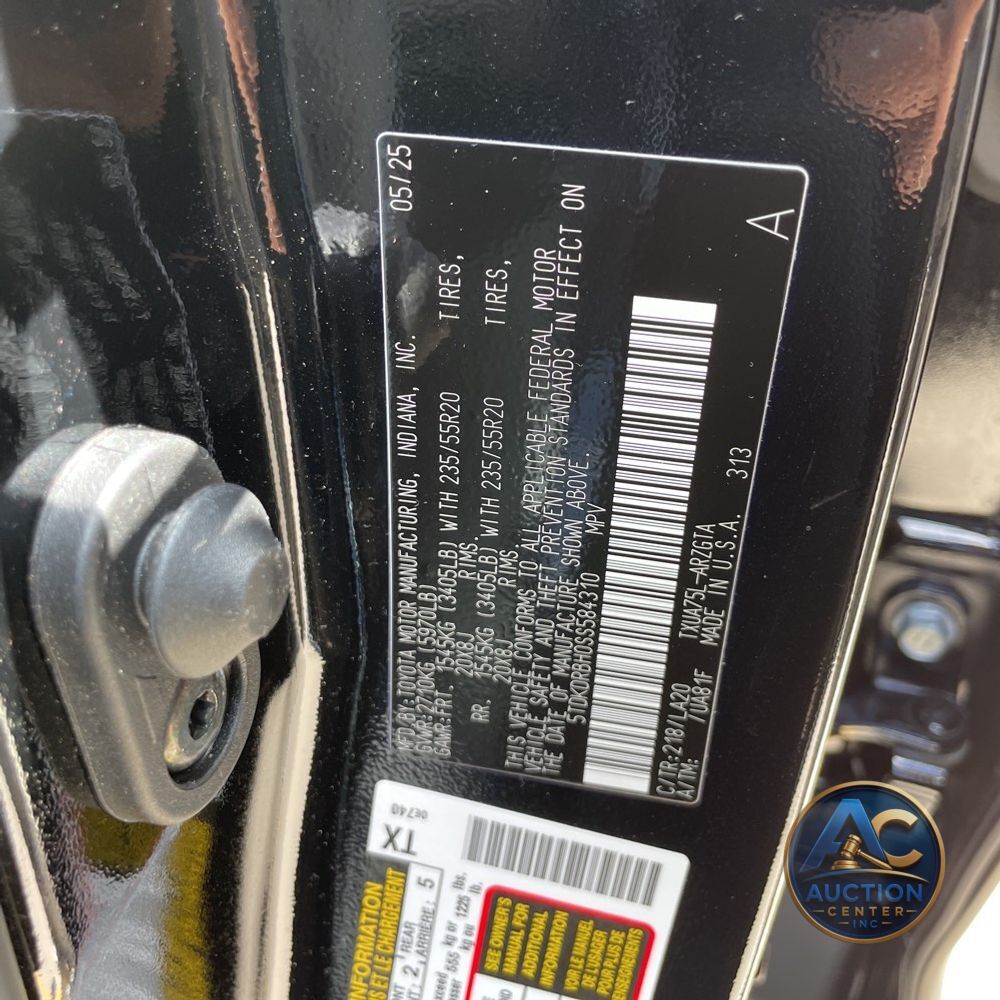 2025 Toyota Highlander Platinum