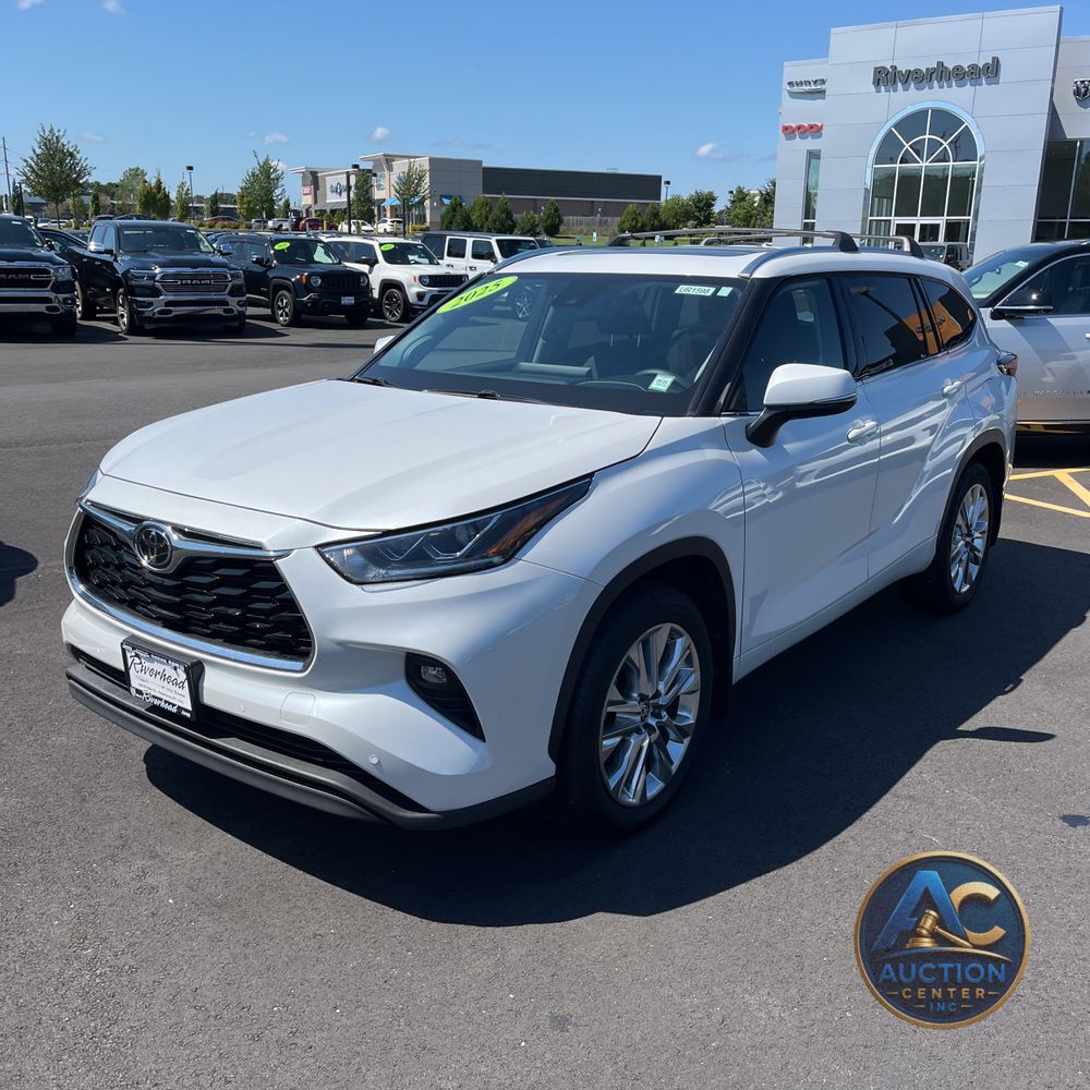 2025 Toyota Highlander Limited