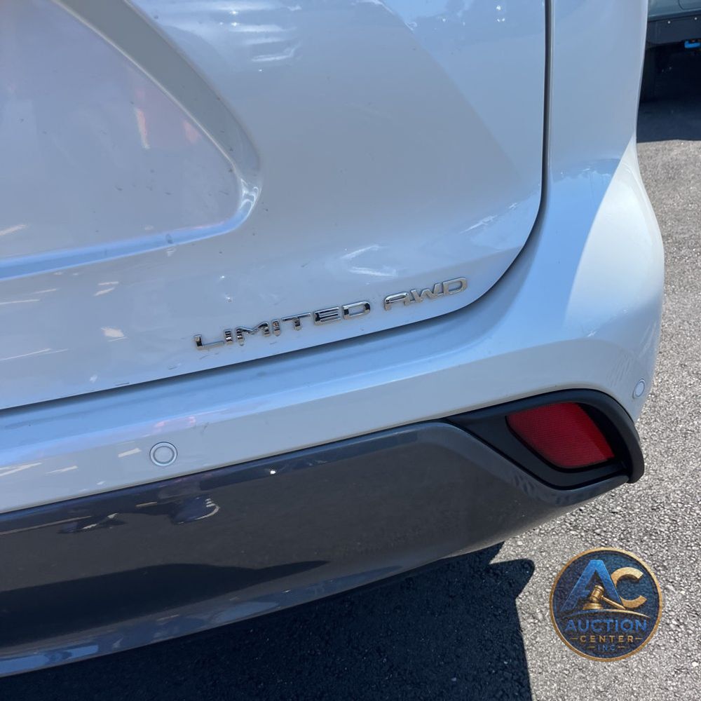 2025 Toyota Highlander Limited