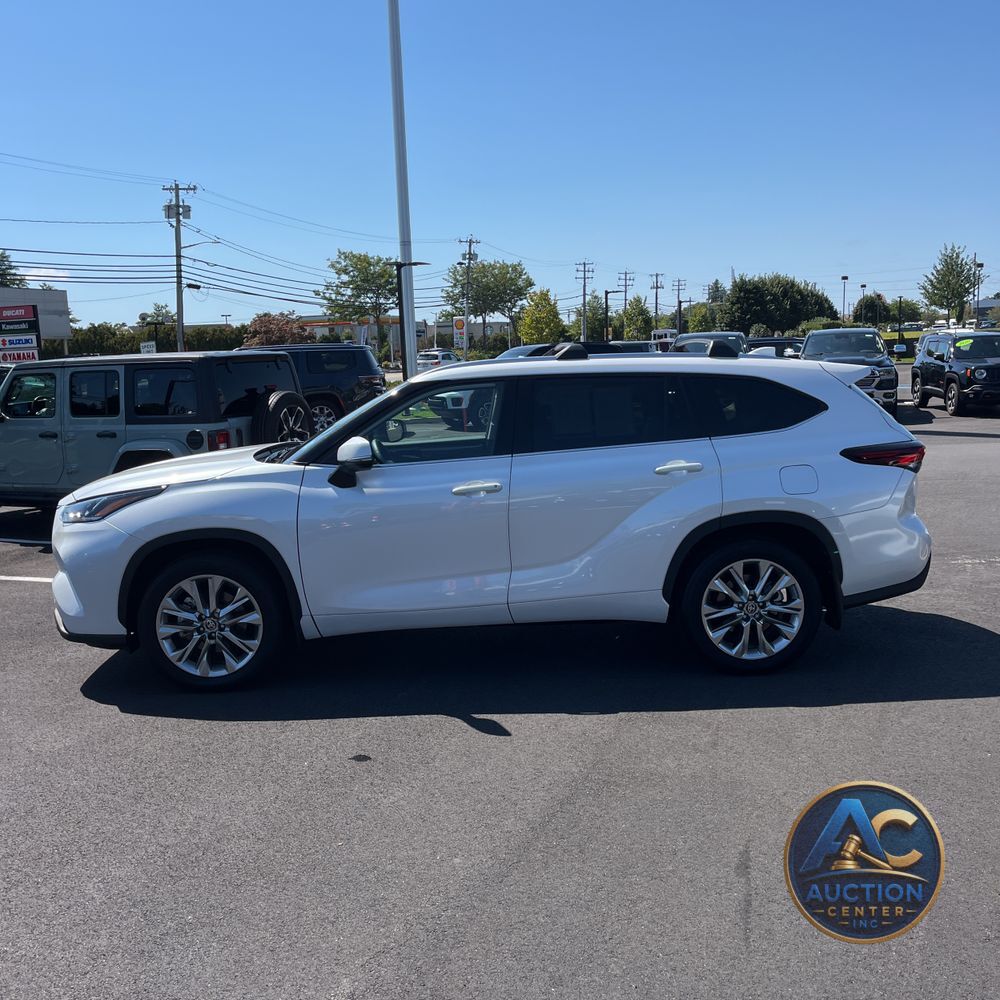 2025 Toyota Highlander Limited