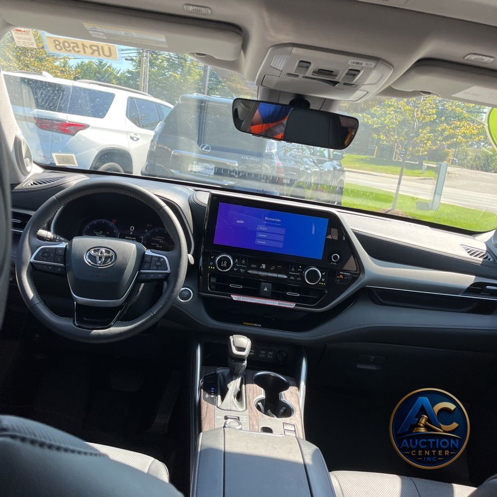 2025 Toyota Highlander Limited