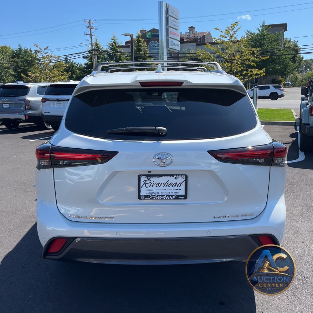 2025 Toyota Highlander Limited