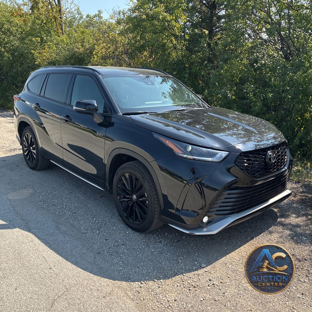 2025 Toyota Highlander XSE